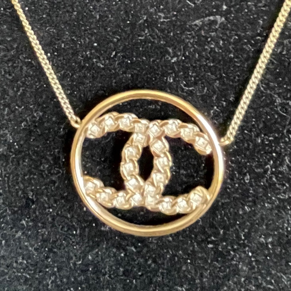 Chanel gold XL CC pendant logo crystals necklace